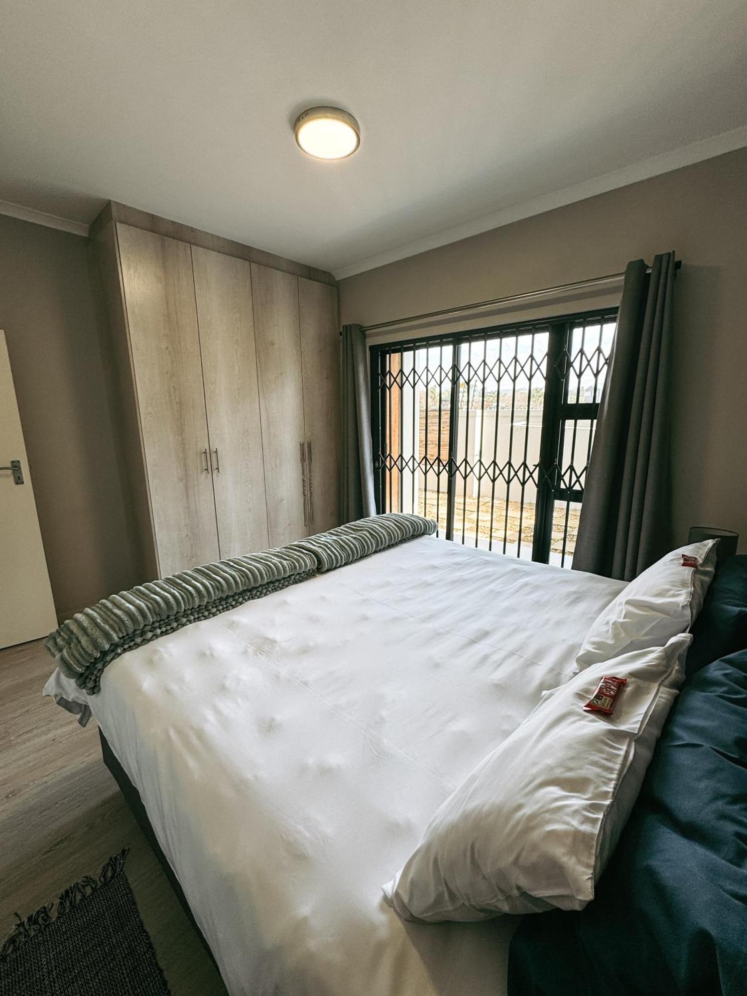Nemesia Court Apartment Durbanville Exterior foto