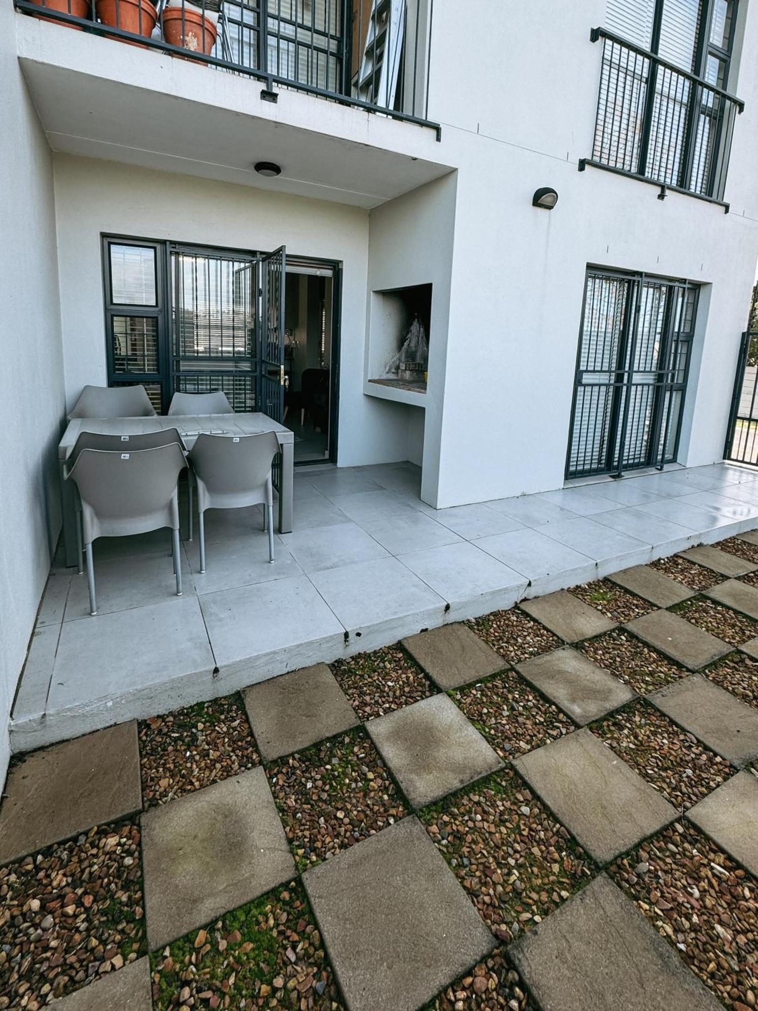 Nemesia Court Apartment Durbanville Exterior foto